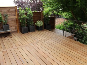 Construire une terrasse en bois soi-même : les étapes.