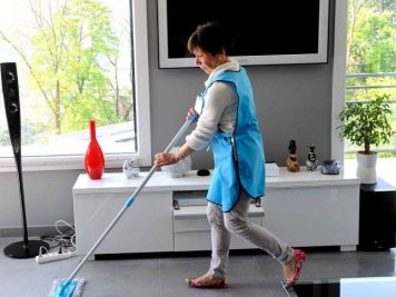 La femme de ménage : L’alliée idéale pour maintenir la propreté de sa maison