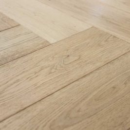 Comment se déroule la pose de parquet flottant ?