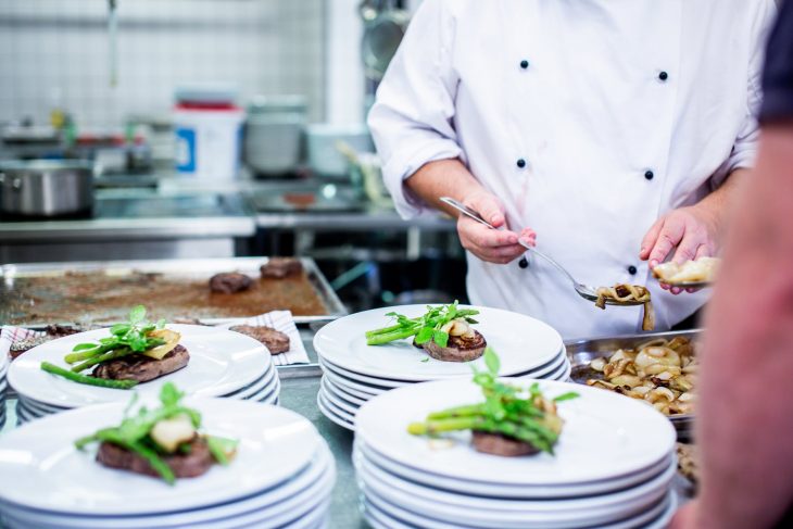 Comment bien préparer les repas dans une cuisine d’un restaurant ?