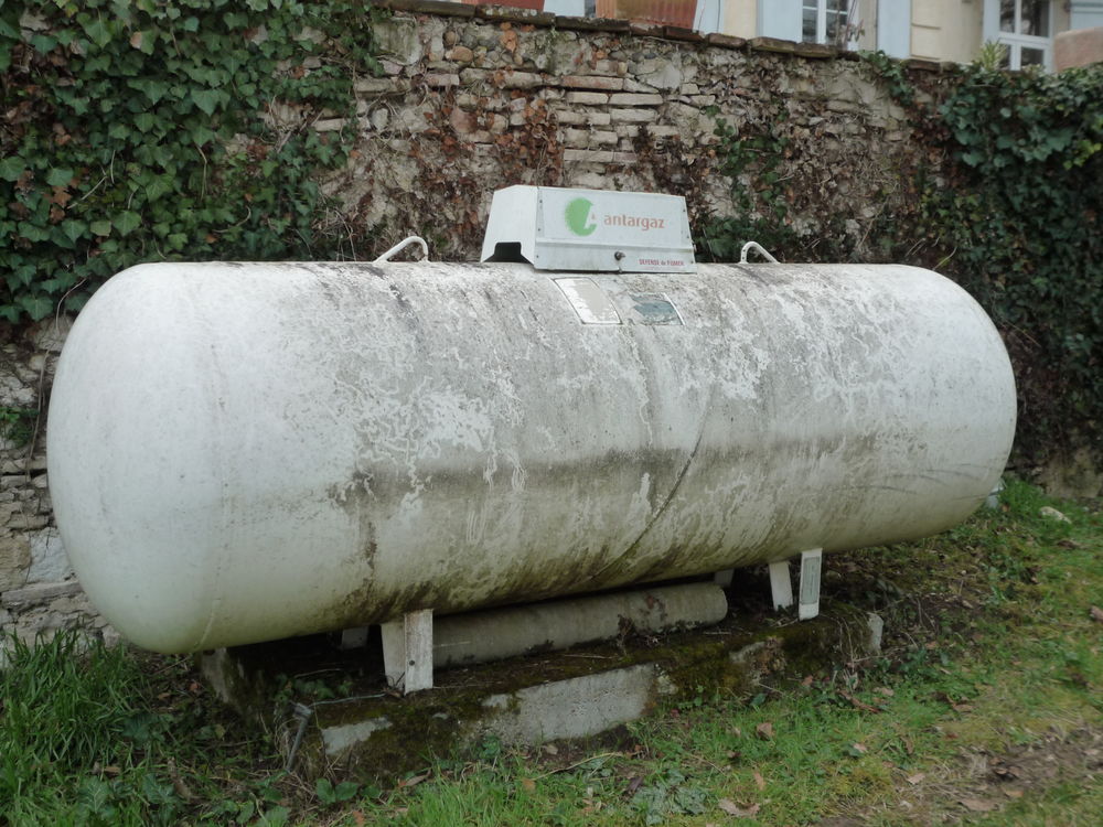 Qui appeler pour enlever une cuve à fioul ?